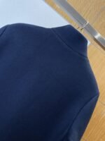 Prada Enameled Triangle Logo Letter Patchwork Down Jacket 2 - 图片 6