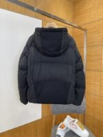 LV Full-Print Patchwork Hooded Down Jacket - 图片 2