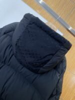 LV Full-Print Patchwork Hooded Down Jacket - 图片 7