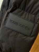 LV Jacquard Hooded Quilted Down Jacket - 图片 6