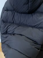 LV Jacquard Hooded Quilted Down Jacket - 图片 9
