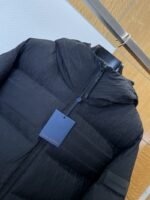 LV Leather-Label Hooded Down Jacket 2 - 图片 3
