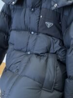Prada Classic Triangle Logo Detachable Sleeves Down Jacket 1 - 图片 5
