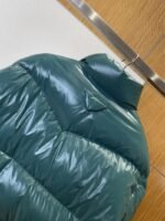 Prada 3D Logo Glossy Stand Collar Down Jacket1 - 图片 6