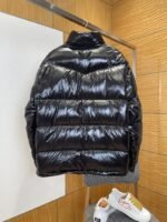 Prada 3D Logo Glossy Stand Collar Down Jacket 2 - 图片 2