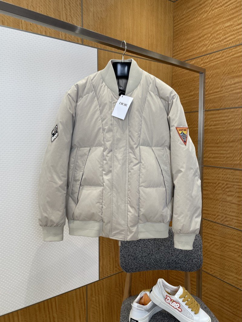 wsxc1767834528330_0.jpg Dior Embroidered Patch Baseball Collar Cotton Jacket - 图片 1