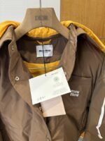 Miu Miu Detachable Hooded Short Down Jacket - 图片 7
