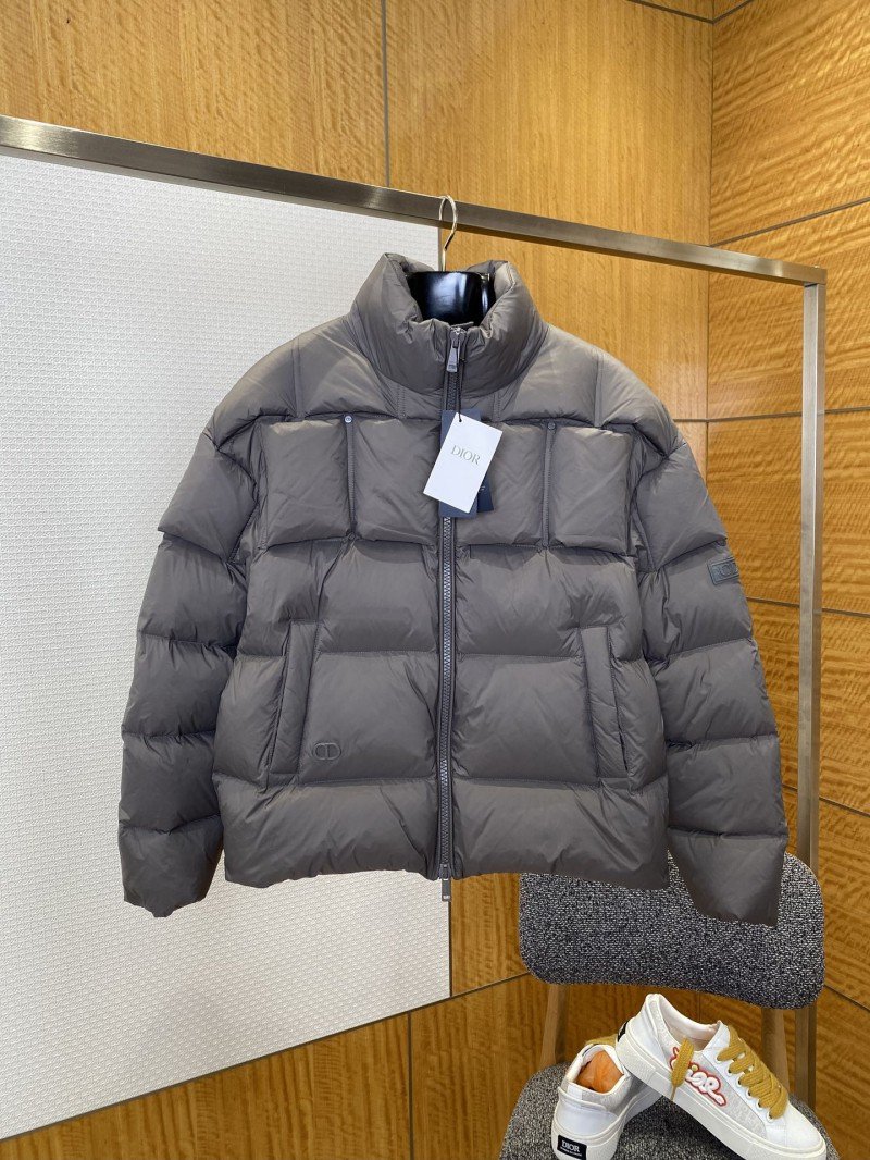 wsxc1767836450618_0.jpg Dior Cuff-Label Stand Collar Down Jacket 2 - 图片 1