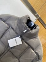 Dior Cuff-Label Stand Collar Down Jacket 2 - 图片 3