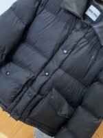 Miu Miu Logo Print Leather Collar Down Jacket 2 - 图片 4