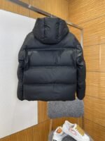 Prada Logo Hooded Down Jacket - 图片 2