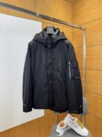 Prada solid color hooded letter micro label down jacket