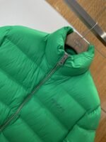 Gucci Embroidered Logo Stand Collar Down Jacket 1 - 图片 3