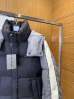 Balenciaga Color-Block Stand Collar Hooded Down Jacket - 图片 4