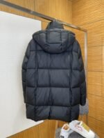 Prada Enamel Triangle Logo Detachable Hood Down Jacket - 图片 2