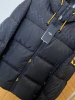 Fendi Letter Patch Jacquard Hooded Down Jacket - 图片 4
