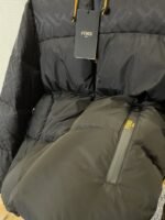 Fendi Letter Patch Jacquard Hooded Down Jacket - 图片 5