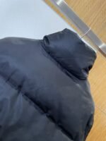 Prada Stand Collar Short Down Jacket 2 - 图片 7
