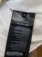 Prada Hooded Drawstring Down Jacket 2 - 图片 9