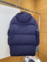 Prada Hooded Mid-Length Quilted Down Jacket 1 - 图片 2