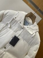 Prada Hooded Mid-Length Quilted Down Jacket 2 - 图片 3