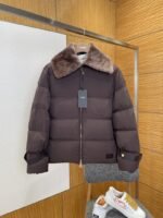 Fendi Fur Collar Ski Jacket Down Jacket 2