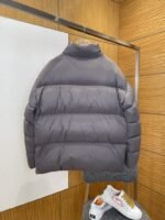 Balenciaga Embroidered Stand Collar Down Jacket 1 - 图片 2