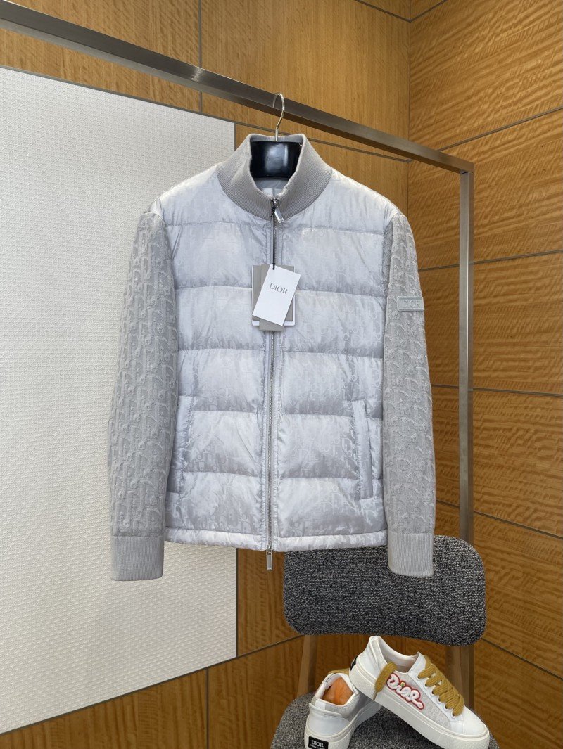wsxc1769736043247_0.jpg Dior All-Over Jacquard Patchwork Baseball Collar Down Jacket 2 - 图片 1