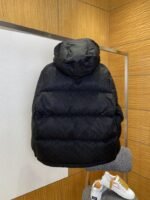 Gucci Solid Color Zipper Hooded Down Jacket - 图片 2