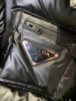 Prada Enameled Triangle Logo Hooded Glossy Down Jacket 2 - 图片 8