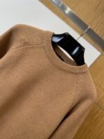 Prada Embroidered Crewneck Knit Sweater - 图片 3