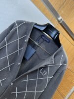 LV Pearl-Embellished Diamond-Quilted Knit Jacket - 图片 5