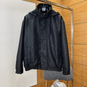 Gucci Solid Color Stand Collar Reversible Jacket 1