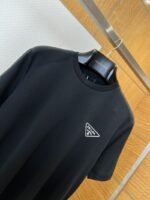 Prada Classic Triangle Logo Crew Neck Short Sleeve T-Shirt 2 - 图片 3