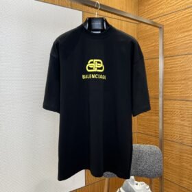 Balenciaga Printed Logo Short-Sleeve T-Shirt 1