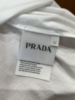 Prada Letter Pocket Crew Neck Short Sleeve T-Shirt 2 - 图片 9