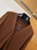 LV Leather Label Knit Cardigan - 图片 3