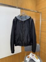 LV Reversible Hooded Jacket - 图片 3