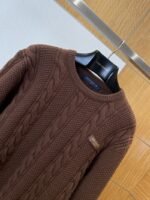 LV Leather Label Cable-Knit Crewneck Sweater - 图片 3