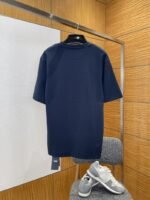 Fendi Metal Logo Minimalist Short-Sleeve T-Shirt 2 - 图片 2