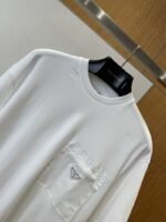 Prada Triangle Logo Pocket Crew Neck Short Sleeve T-Shirt 2 - 图片 3