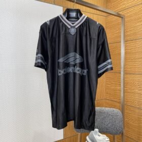 Balenciaga Vintage Sports V-Neck Short-Sleeve T-Shirt 2