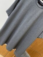 LV Leather Logo Cotton Crew Neck Short-Sleeve T-Shirt - 图片 4