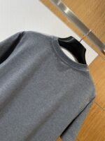 LV Leather Logo Cotton Crew Neck Short-Sleeve T-Shirt - 图片 6