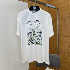 LV Snow Mountain Print Crew Neck Short-Sleeve T-Shirt