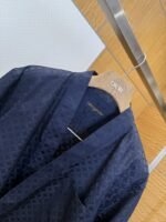 LV Jacquard Button-Down V-Neck Long-Sleeve Shirt 2 - 图片 3