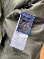 LV Letter Logo Lapel Zipper Leather Jacket - 图片 9