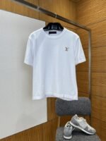 LV Logo Embroidered Knit Short-Sleeve T-Shirt 2
