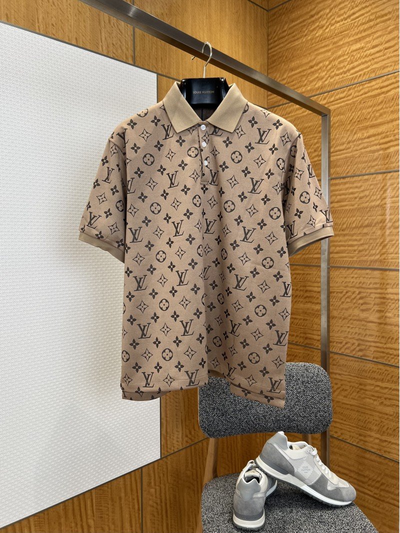 wsxc1775599491846_0.jpg LV Classic Logo All-Over Print Short-Sleeve Polo Shirt 1 - 图片 1