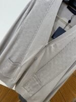 LV Embroidered Mesh Striped V-Neck Cardigan - 图片 4